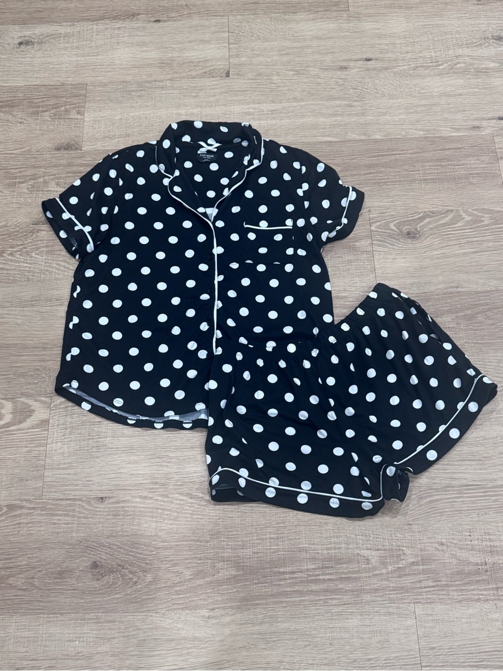 Kate Spade New York Black White Polka Dot Pajama Set Button Up Top Shorts M